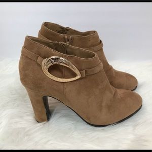 NWOT Impo Ankle Boots Size 10 Light Brown